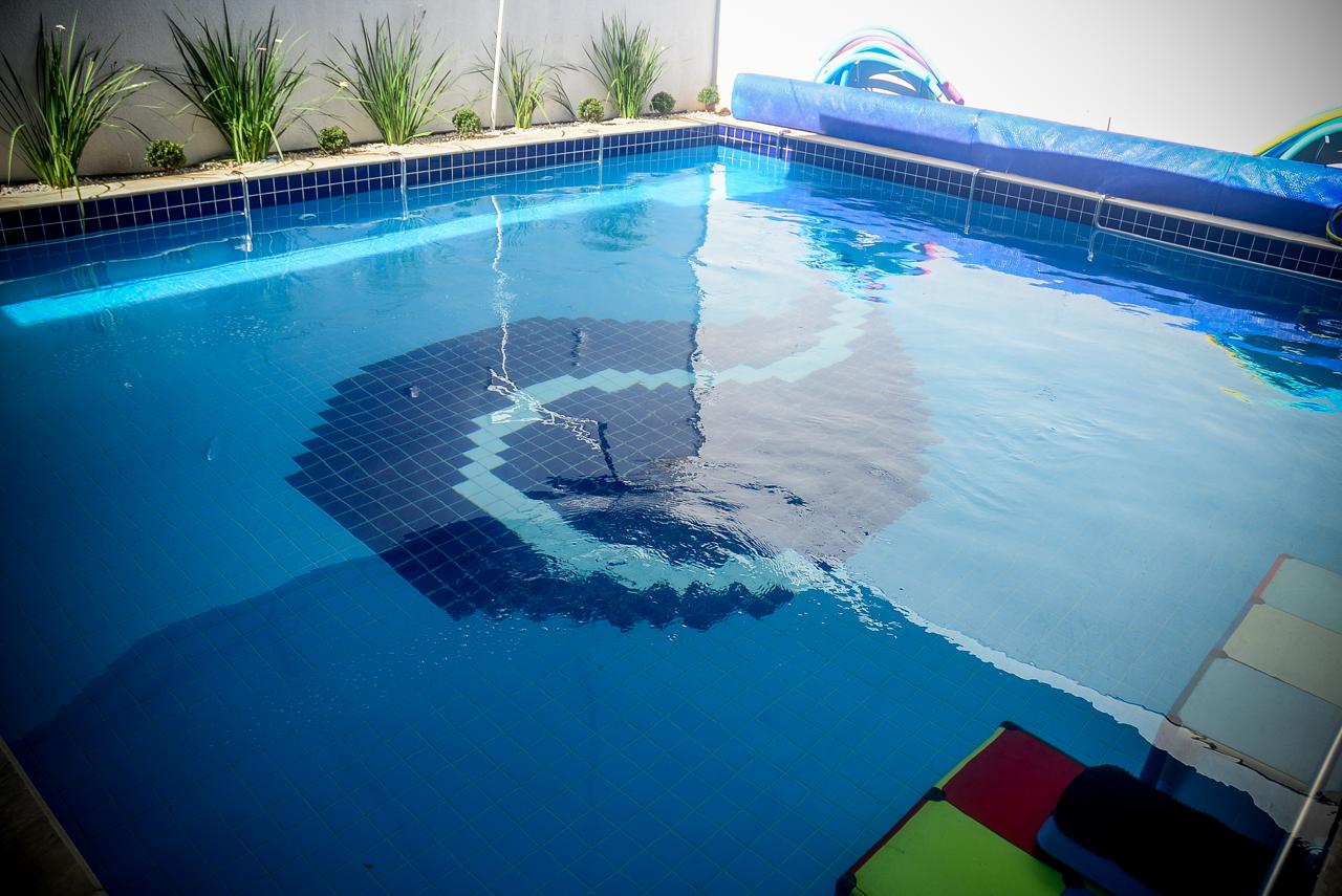 Piscina aquecida, coberta e ozonizada